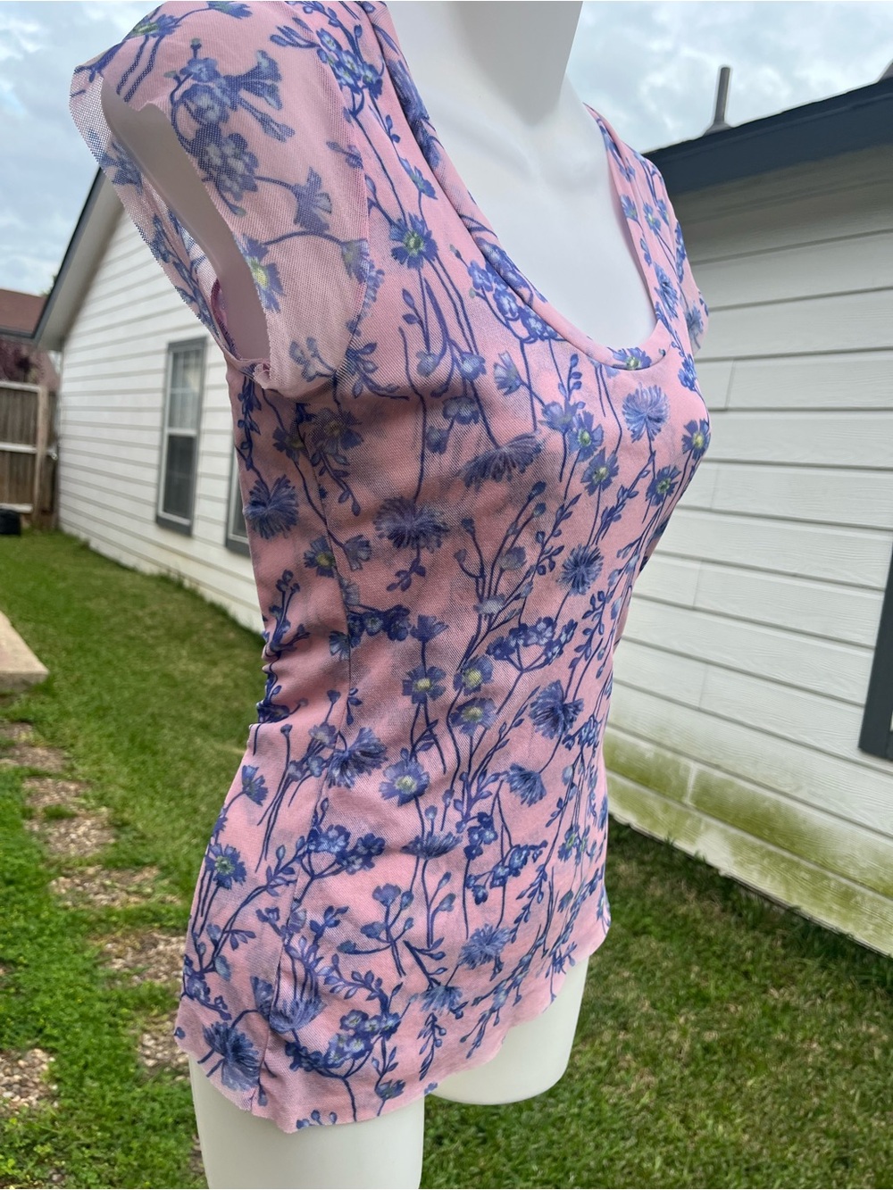 Sweet Pea Pink Scoop Neck Floral Cap Sleeve Top - Picture 2 of 6